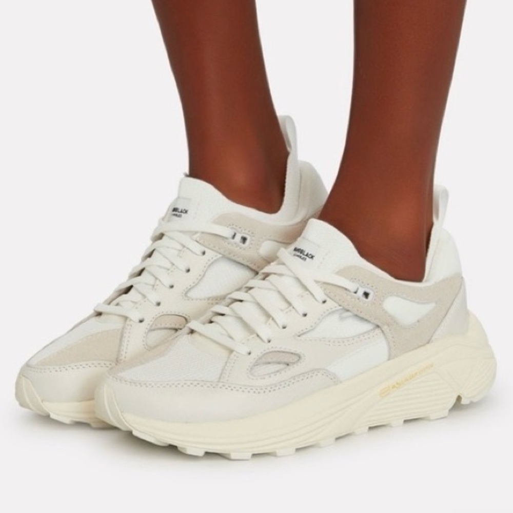 Brandblack Aura Sneakers OG-WHITE Unisex Size 5.5 (Women’s Size 7)
